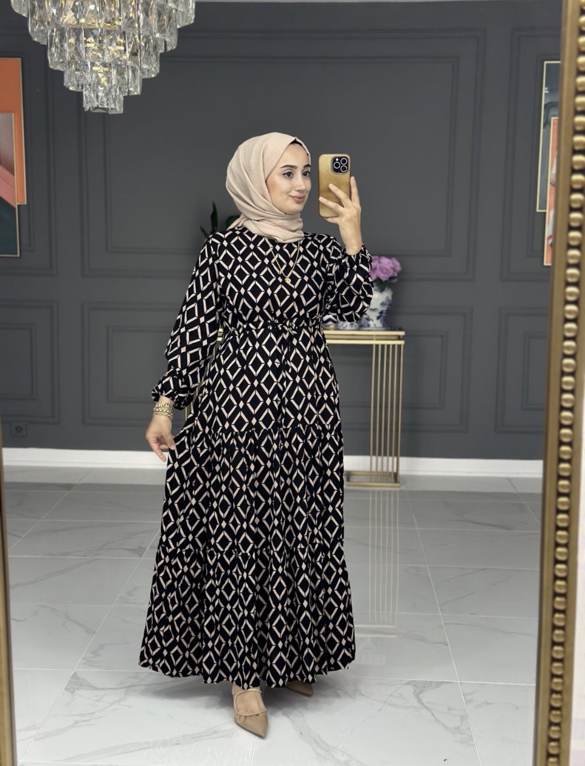 Huda Haljina